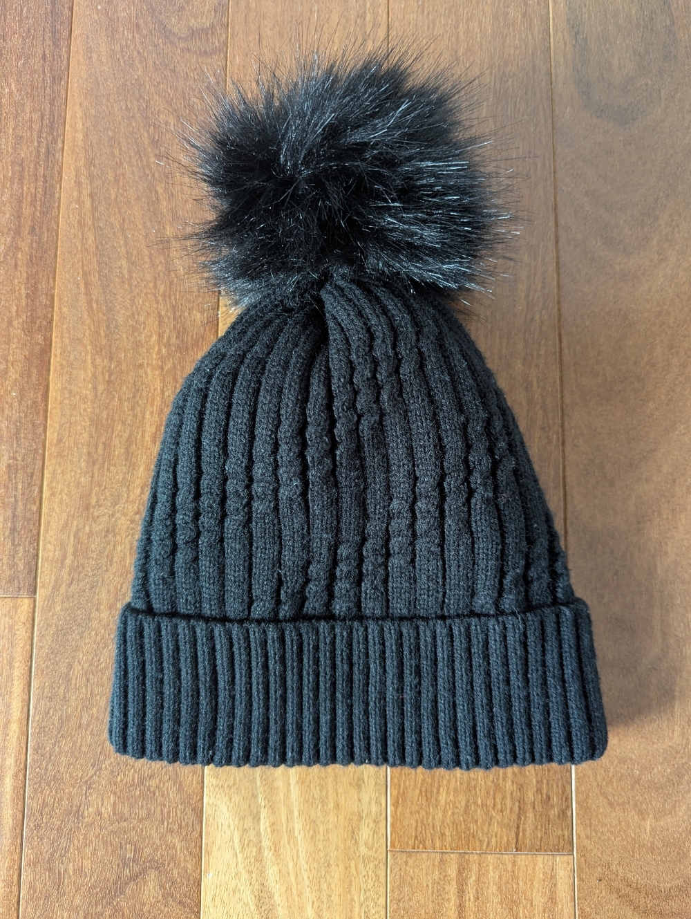Rose Maternité, Black Tuque